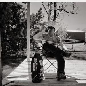 Meet your Posher, Chuy